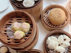 -万龙洲海鲜(大兴绿地缤纷城店)