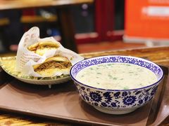 羊肉汤（多肉）-穆得·老周家牛肉烧饼(普利街店)