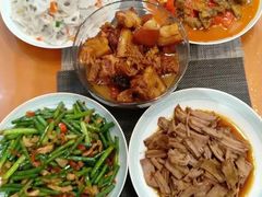 -天鹅到家·保姆月嫂育儿嫂(龙华店)