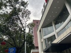 -雅宜酒店(广州黄埔大沙东地铁站店)