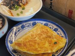 葱油蛋饼-老客满蛋饼(双塔市集店)