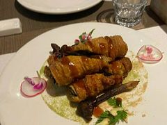 捞汁紫豆卷-若蘭慈·无国界素食料理(欢乐海岸店)