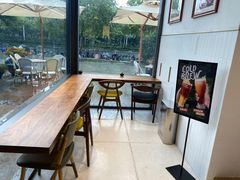 靠窗位-Peet's Coffee皮爷咖啡(上海长风大悦城店)