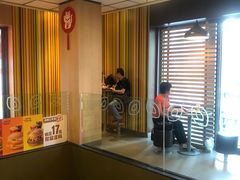 -麦当劳(总统大酒店店)