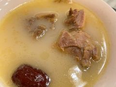 墨脱石锅鸡-敏珠拉姆藏餐·南京厨房(富春江东街店)