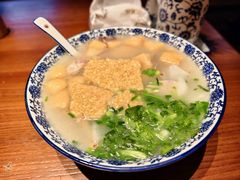 小潘特色鸭血粉丝汤-小潘记鸭血粉丝汤