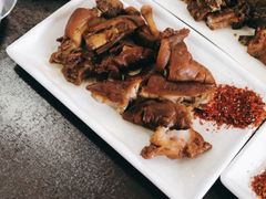 -老鼎万春卤菜(五代传承创始老店)