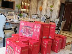 -沪华海鲜大酒楼(南汇店)