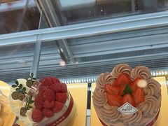 -花花卷卷·鲜食蛋糕(静安久光百货店)