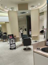 -Mentor Hair Salon