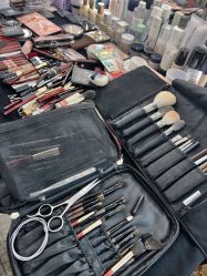 -红馆妆造(中央大街店)