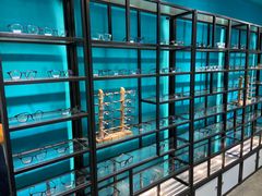 -Trend1881视光·蔡司视觉(领展广场店)