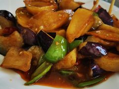 -三升美食城