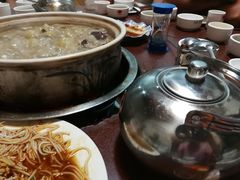 -东巴谷野生菌火锅餐厅