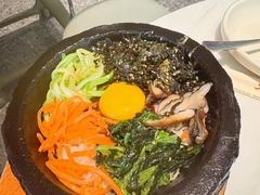 传统石锅拌饭-大同江朝鲜菜•长春地标美食(绿园吾悦广场店)