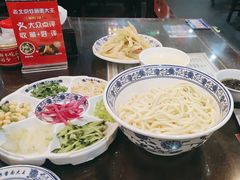 -老北京炸酱面大王.铜锅涮肉(朝阳门店)