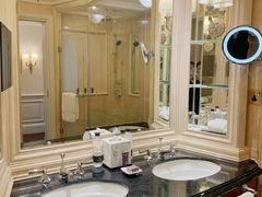 -广州富力丽思卡尔顿酒店