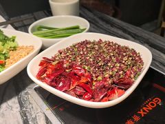 -老船舫·现做活鲜鱼馆(东郊记忆店)