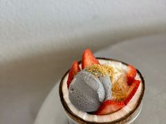 椰子冻冰淇淋椰星碗-蔻蔻椰·鲜萃椰子水(COCO Park店)