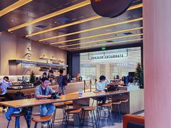 大堂-星巴克臻选(上海合生汇1F店)