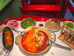 -小龙翻大江文化火锅(宽窄店)