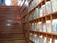 -猫的天空之城概念书店(苏州平江店)
