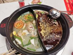 -袁记串串香(川师店)