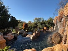 -七彩云南古滇温泉山庄