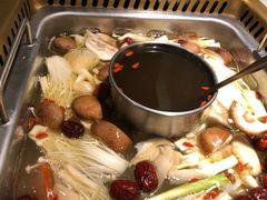 -雾都渣渣火锅(南城智汇城店)