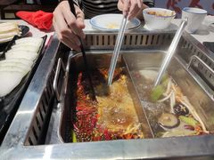 -十三幺山野火锅(市府路店)