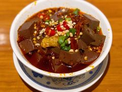 土冒血旺-炉小二铜锅牛蛙•川湘菜(三里屯店)