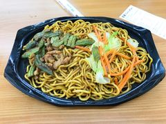 -全家便利店(莲花池东路店)