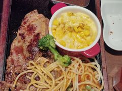 -豪客来牛排(空港华联店)