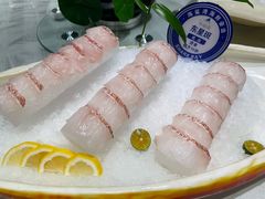 -海鲨湾海鲜会馆(百家湖1912店)