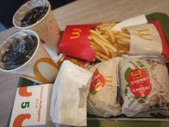 -麦当劳(欢乐谷店)