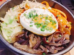 石锅拌饭-三国惹火烤肉