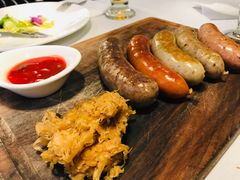 煎肠拼盘-马克西姆俄罗斯餐厅(通亚街店)