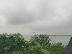 -上海滴水湖皇冠假日酒店