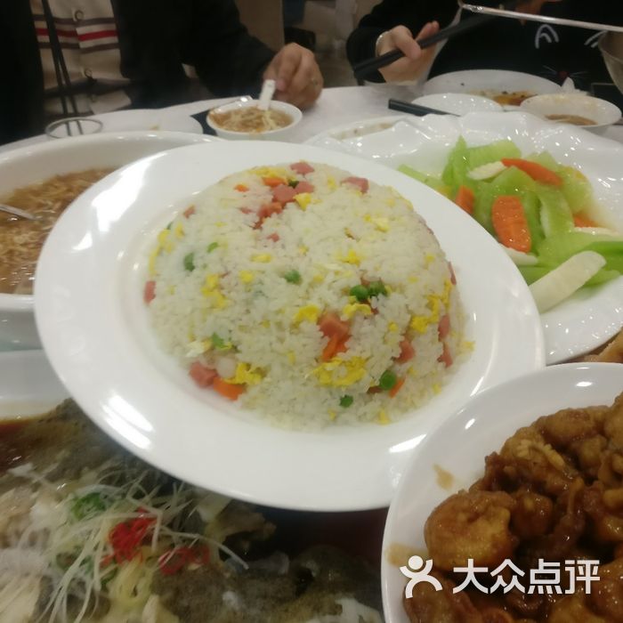 新洪记海鲜饺子菜单图片