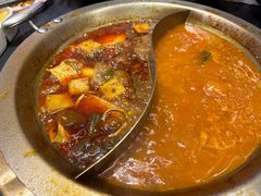 -沸炉重庆老火锅(军事博物馆店)