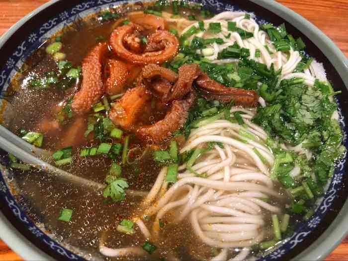 忘情牛肉面-"第一次在上海吃到甘肃味道牛肉面的店 首.