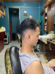 -巴伯尔男士理发馆