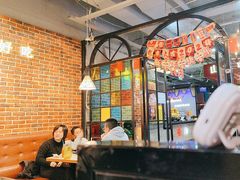 -谭家山河村铁锅炖&东北烧烤(交大店)