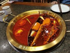 -小天鹅火锅·一线江景洪鼎旗舰店(洪崖洞店)