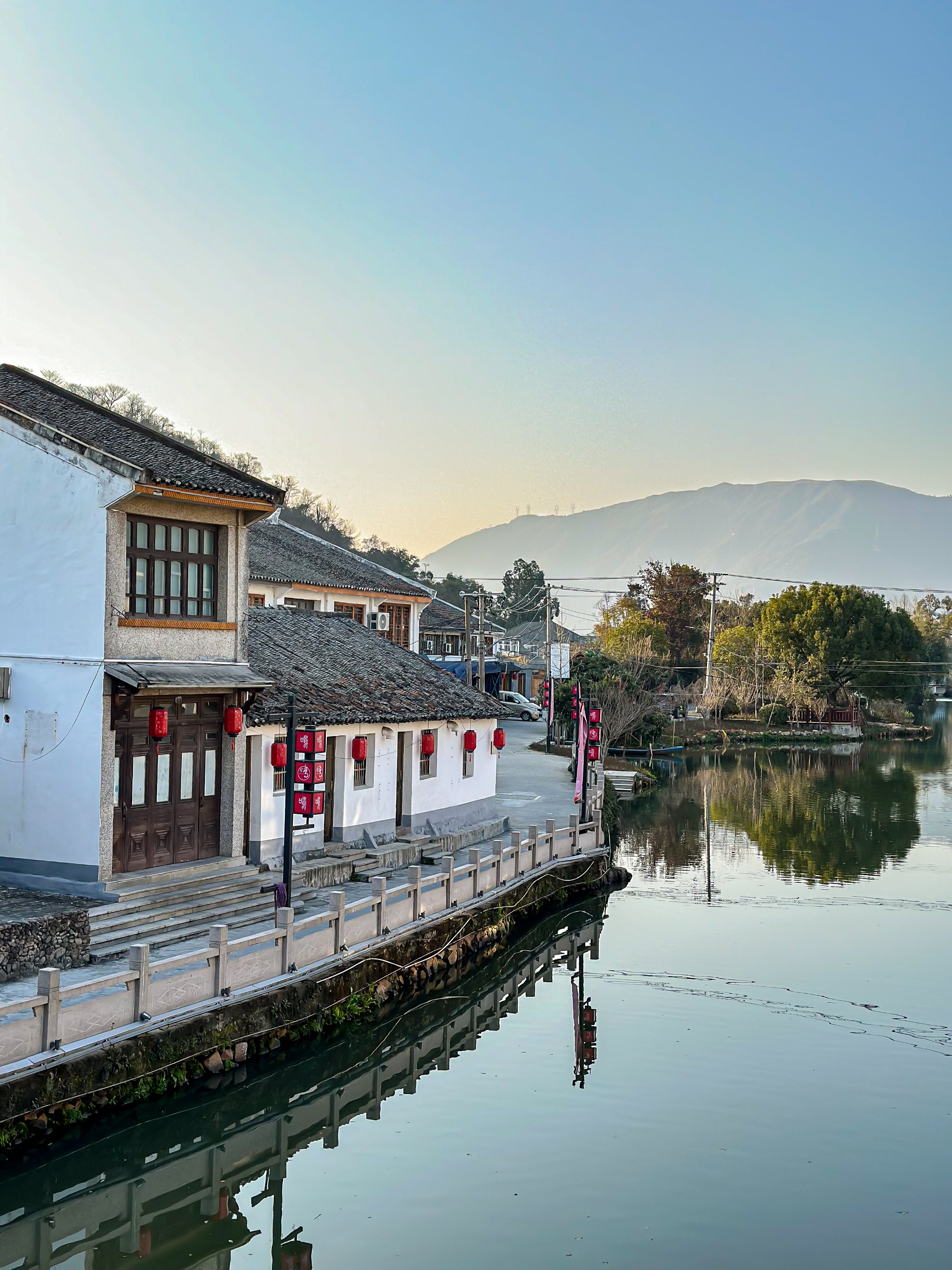 平阳鸣山村图片