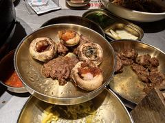 -草家酱蟹炭火烤肉店(珲春南路一店)