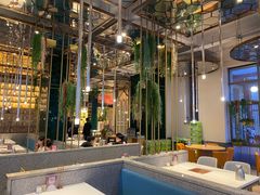 -红樱桃·欢乐餐厅(太原里店)