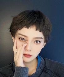 -A梦造型