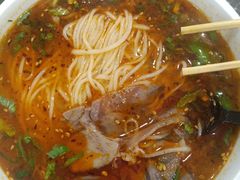 -西部马华清真兰州牛肉面·烧烤夜市(关东店)