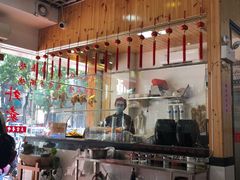 -正宗普宁豆干坊·洪记砂锅粥(红领巾路店)